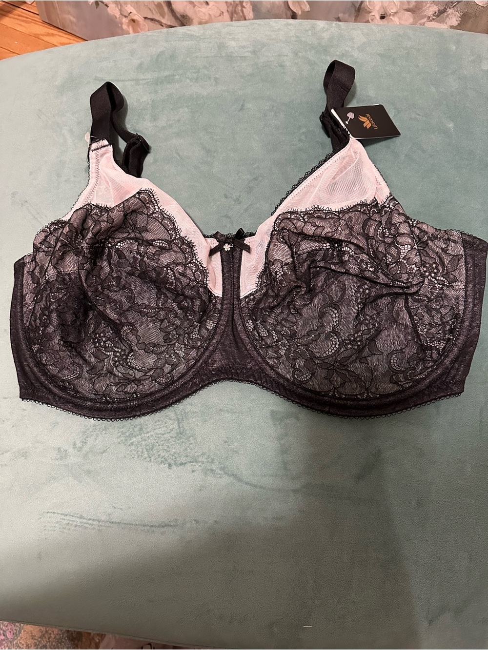 Wacoal Black Lace Bra with white Cups